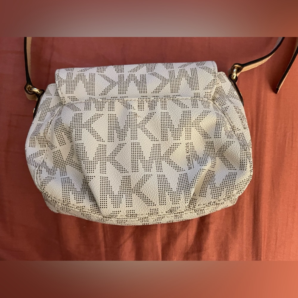 Michael Kors Satchel - Picture 6 of 7
